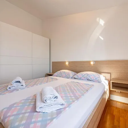 Petkovic Apartment Zadar
